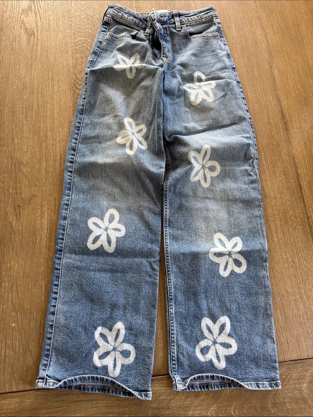 abercrombie kids Light Blue Jeans with White Floral Print